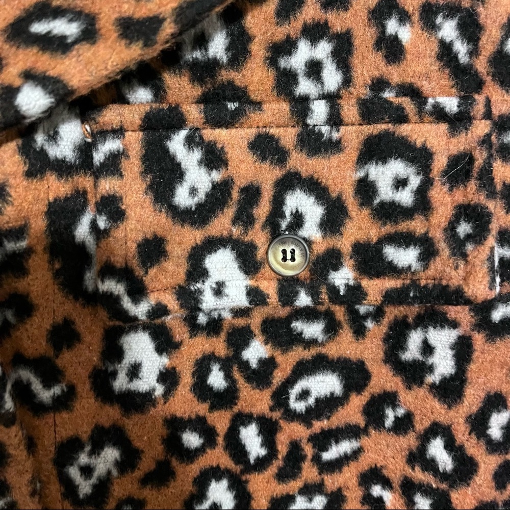 Simply Southern Leopard Cheetah Shacket - Picture 4 of 8